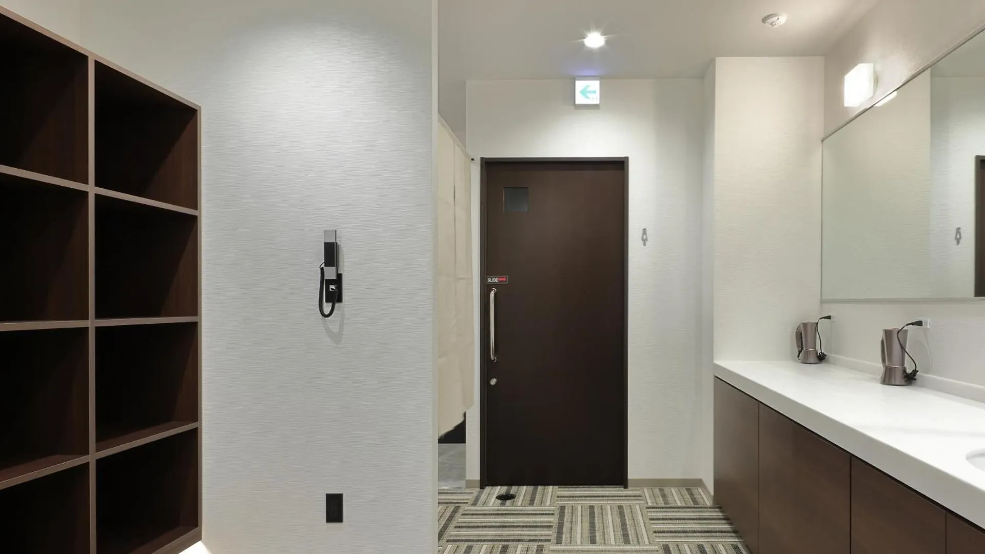 ***  Hotel Sui Kobe Sannomiya By Abest Japan